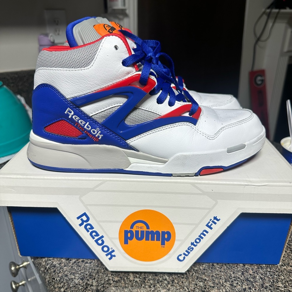 Reebok White and Blue Men's Sneakers